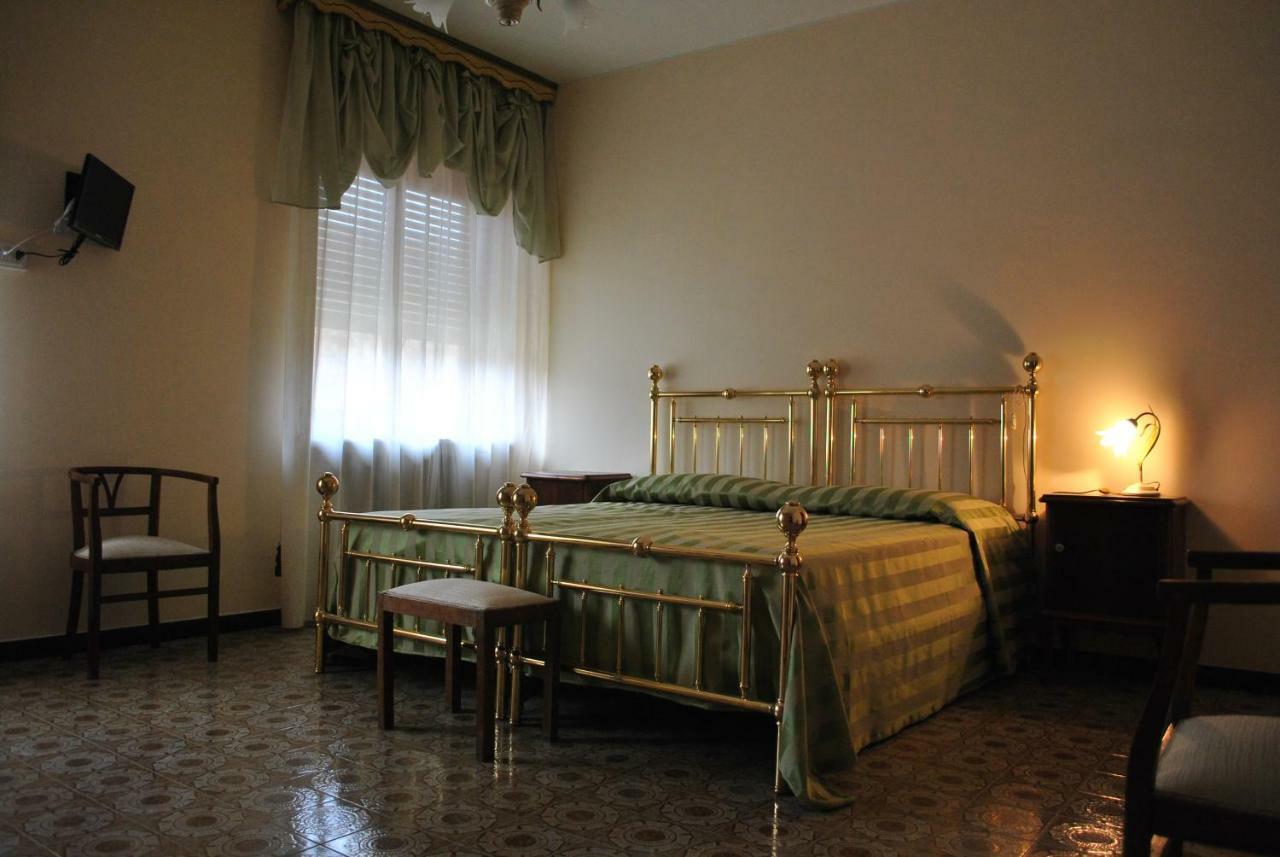 B&B Le Coccinelle Torre Bormida Екстер'єр фото