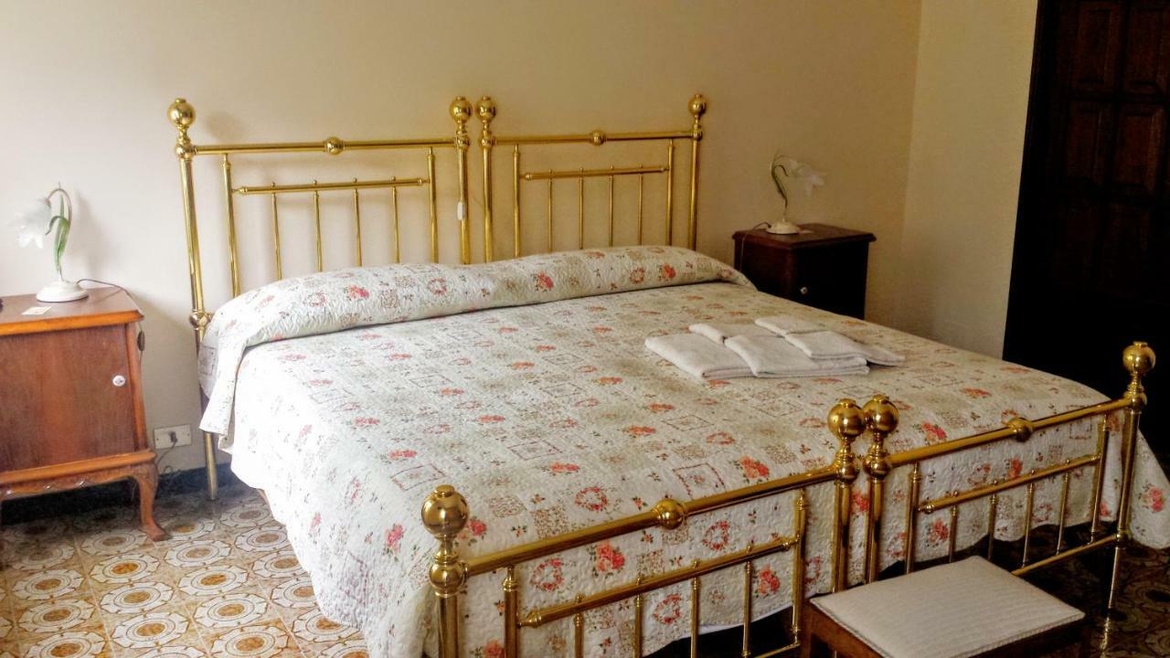 B&B Le Coccinelle Torre Bormida Екстер'єр фото