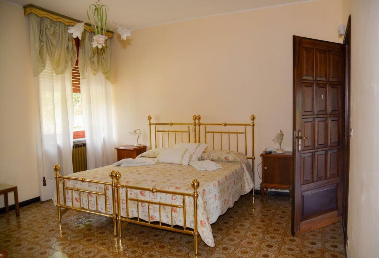 B&B Le Coccinelle Torre Bormida Екстер'єр фото
